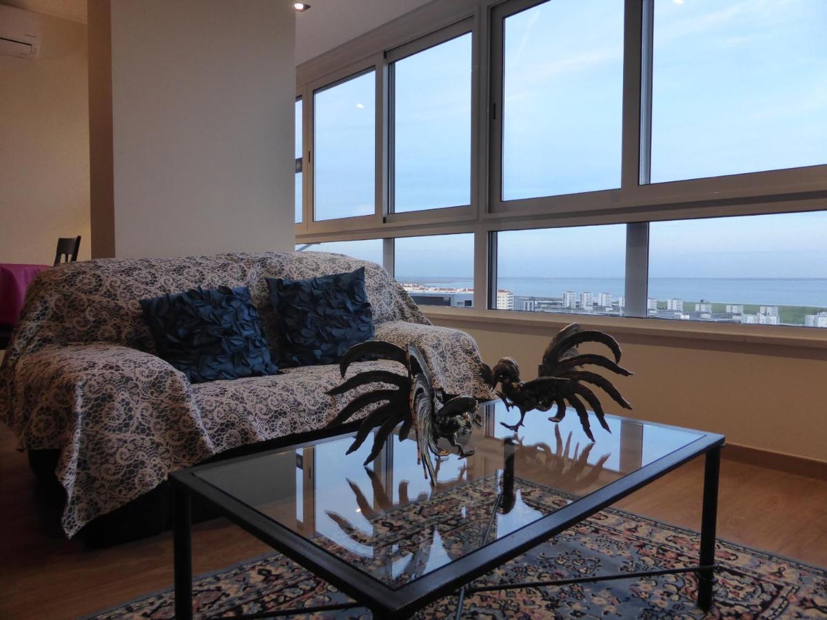 A View To The River Tejo - Sixtyfive Boutique Home Lisboa Eksteriør bilde